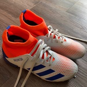 99% new Adidas boy indoor soccer shoes